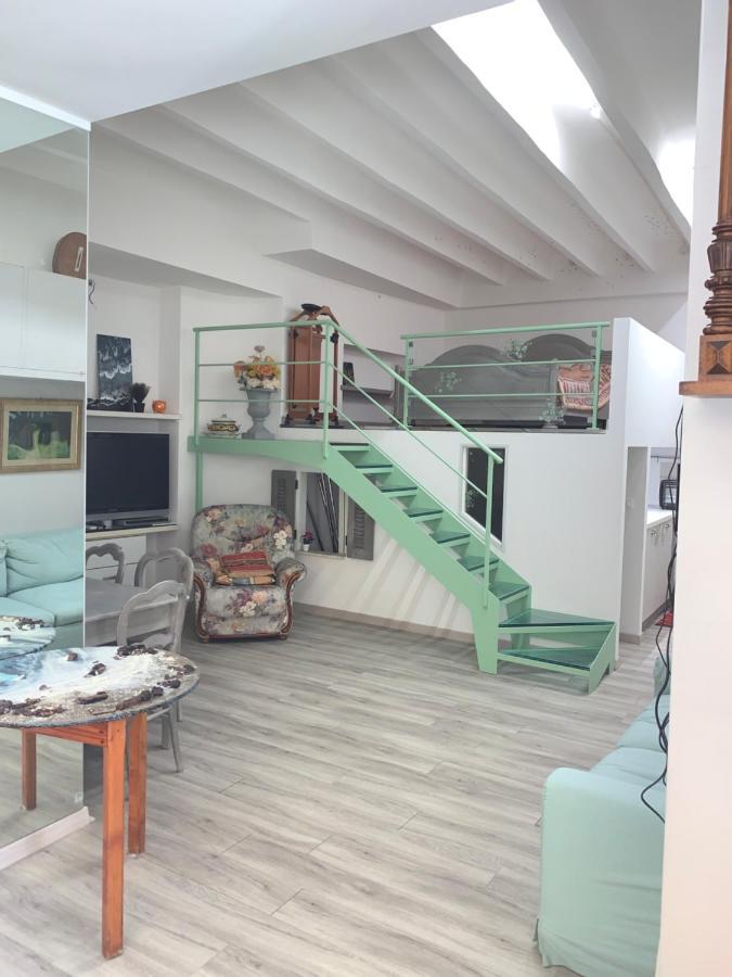 Joli Studio Au Soleil Apartment Ментона Екстериор снимка